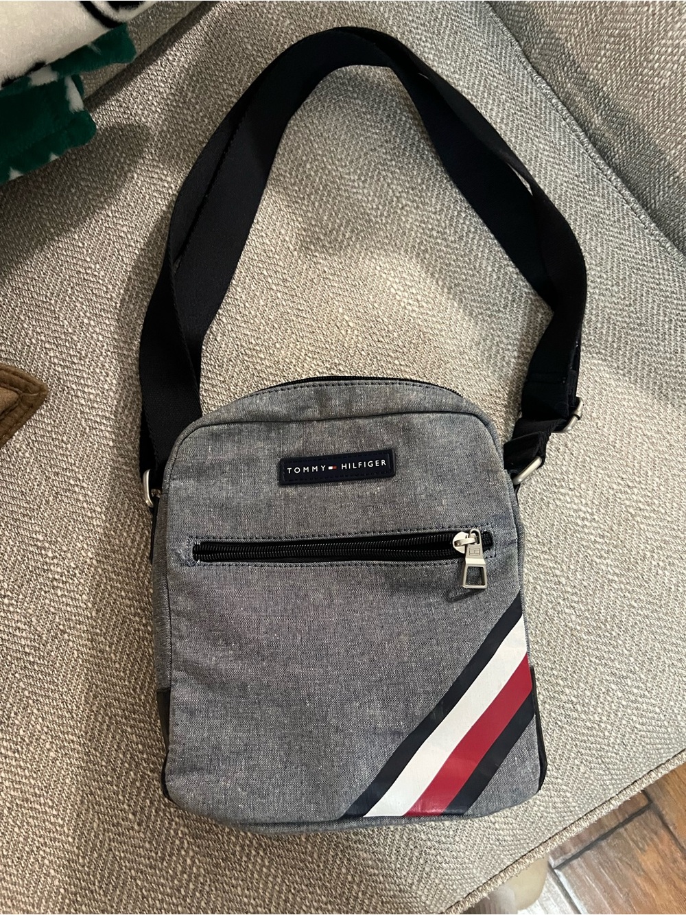 Tommy Hilfiger satchel